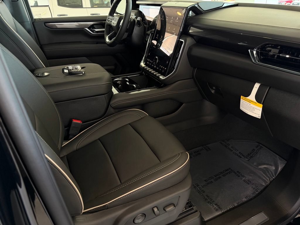 New 2026 GMC Yukon XL Elevation w/ Elevation Premium Package RWD image 16