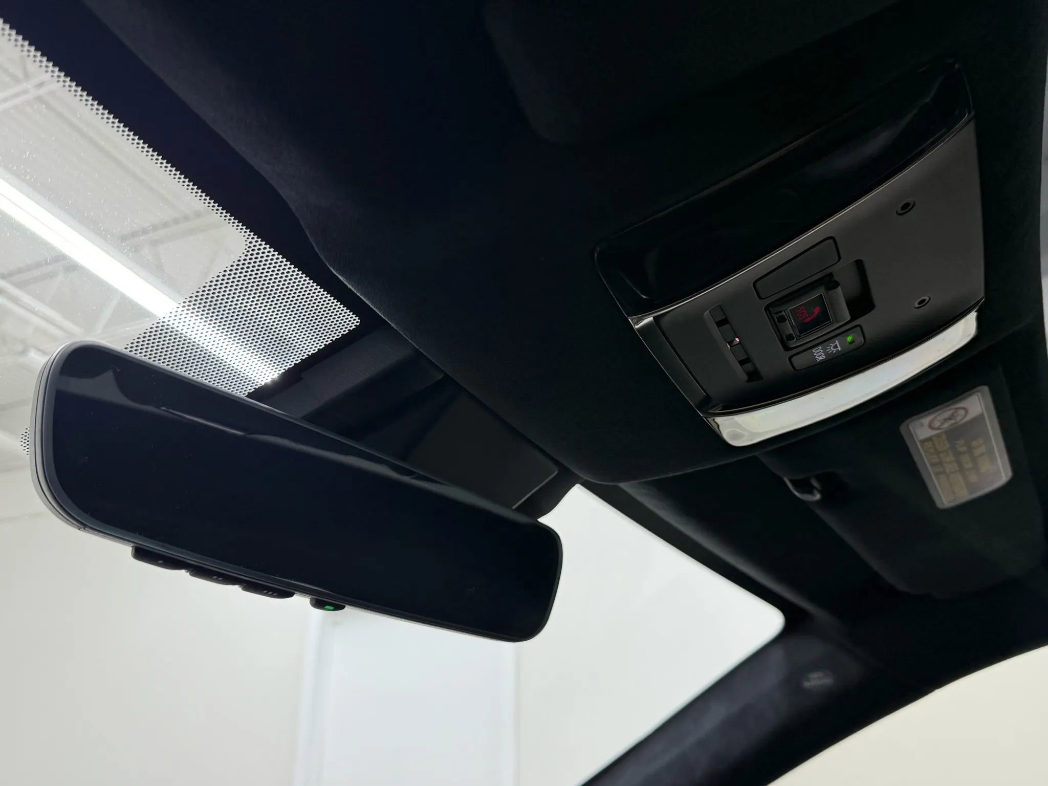 Used 2021 Lexus LC 500 Coupe w/ Touring Package image 23