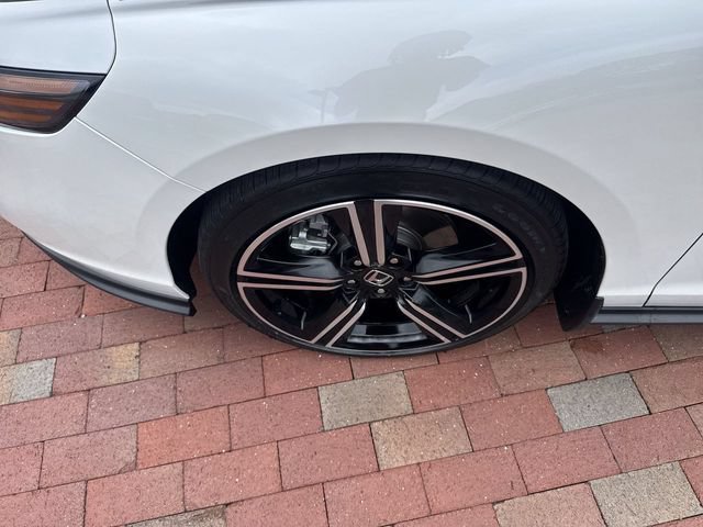 Certified 2023 Honda Accord Sport image 13