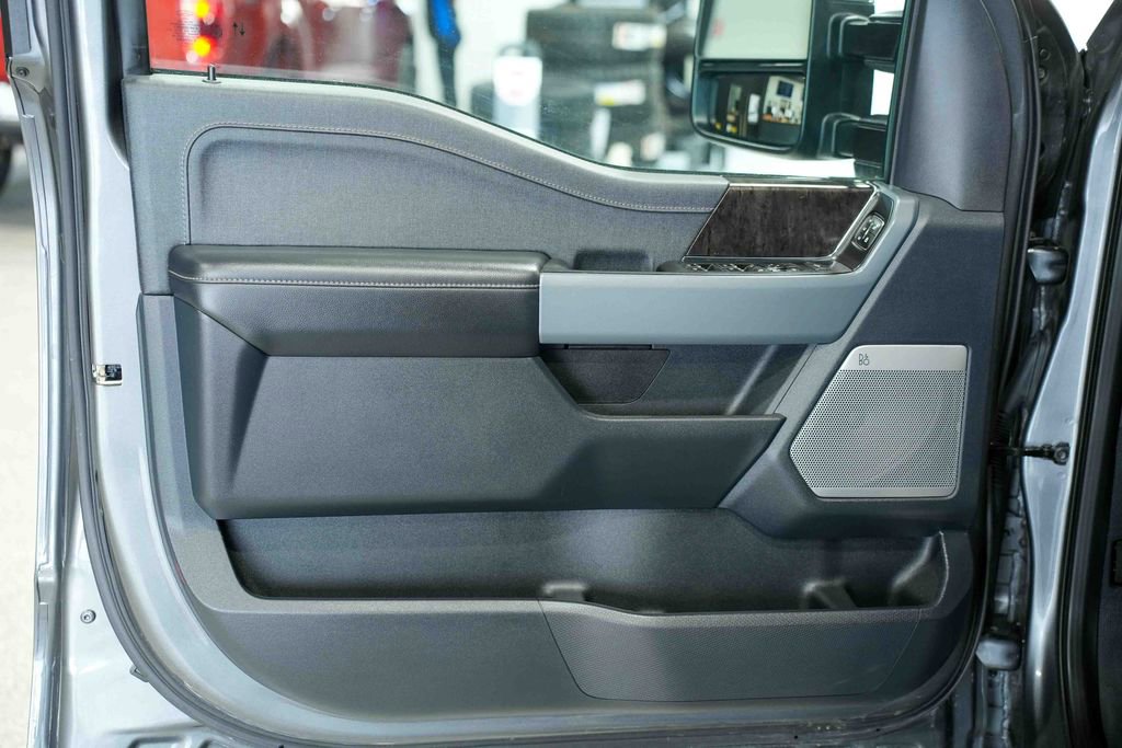 Used 2023 Ford F150 Lariat w/ Max Trailer Tow Package AWD/4WD image 14