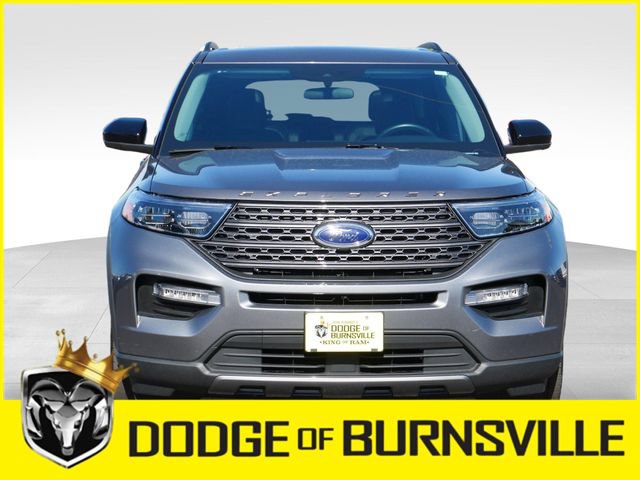 Used 2024 Ford Explorer XLT w/ Equipment Group 202A AWD/4WD image 2