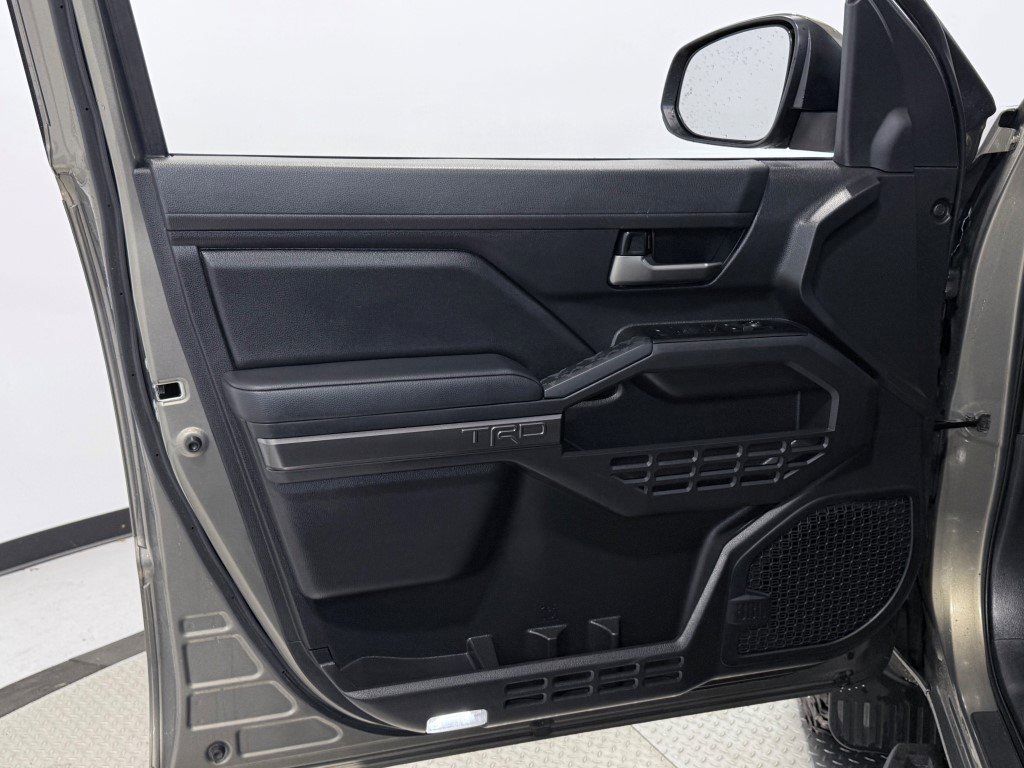 Used 2024 Toyota Tacoma TRD Sport image 23