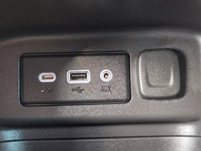 Certified 2023 Chevrolet Equinox LT image 33