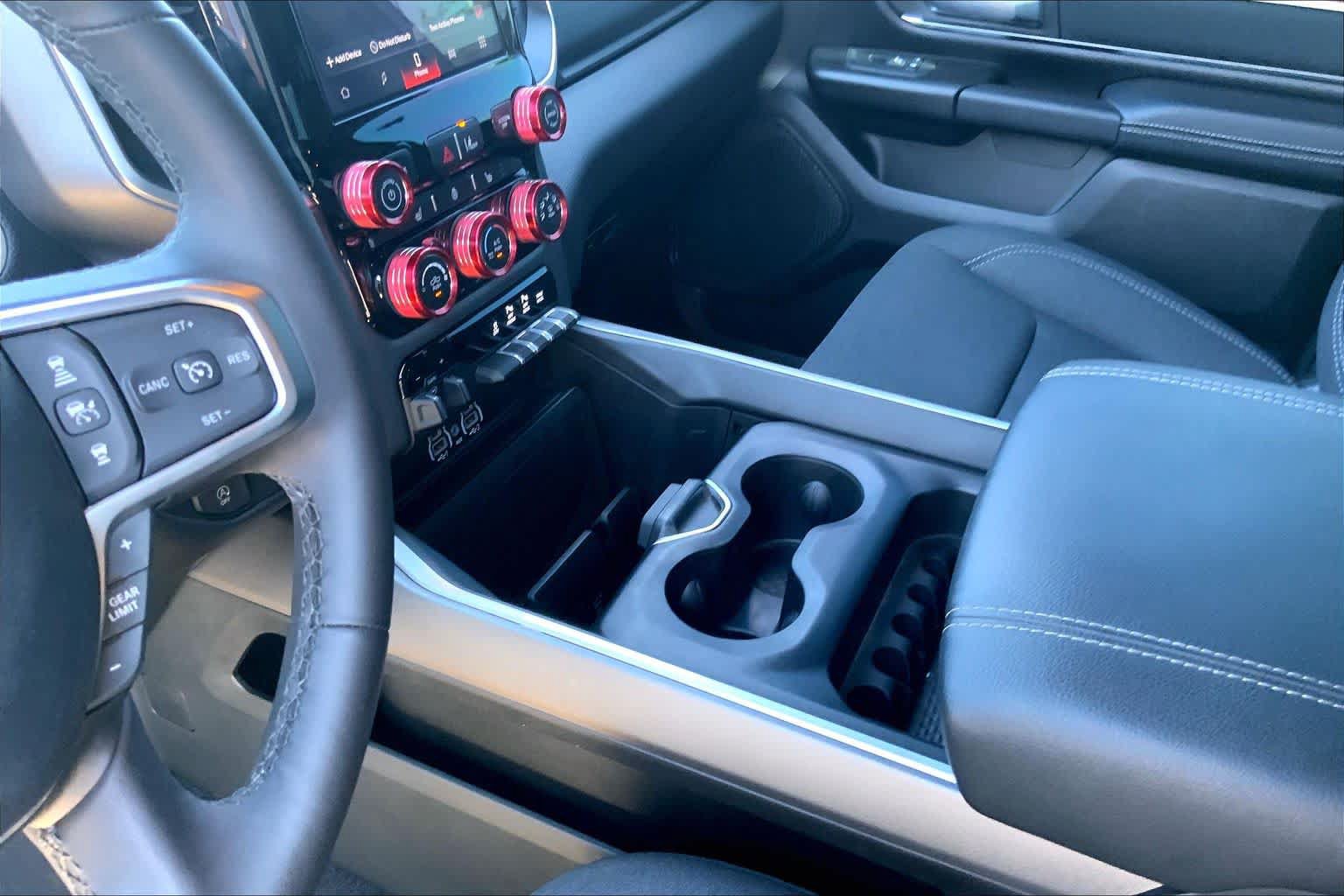 Used 2025 RAM 1500 Big Horn AWD/4WD image 15