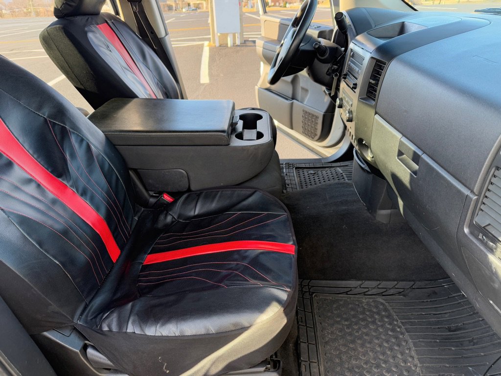 Used 2012 Nissan Titan SV image 11