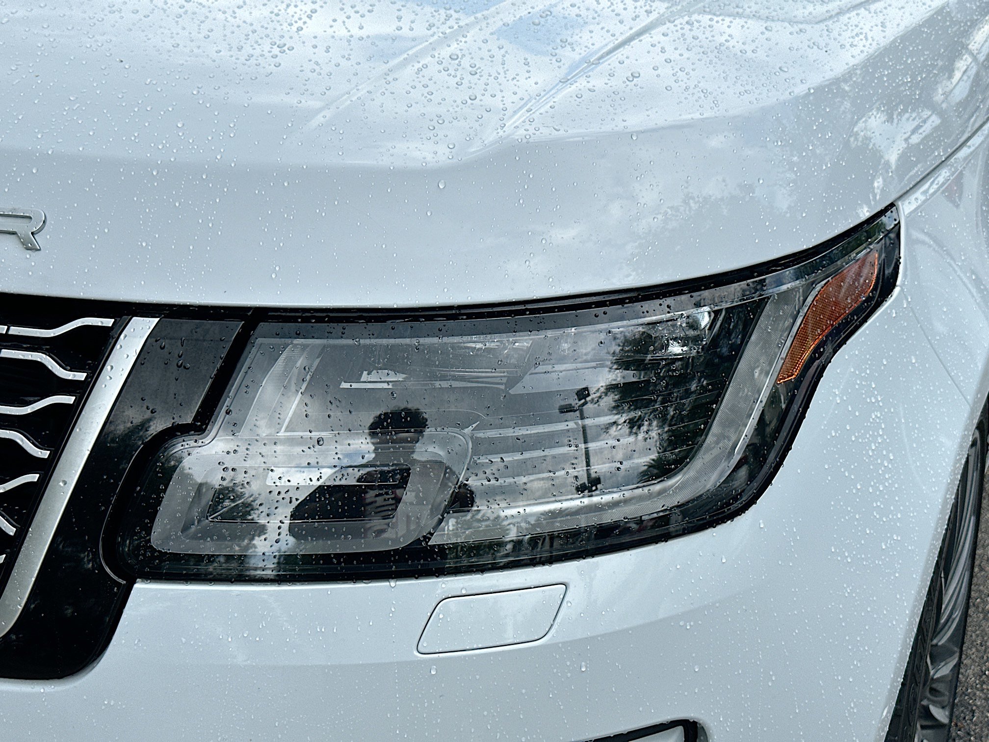 Used 2020 Land Rover Range Rover Long Wheelbase HSE image 31