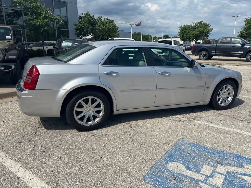 Used 2005 Chrysler 300 C w/ Sound Group II RWD image 27