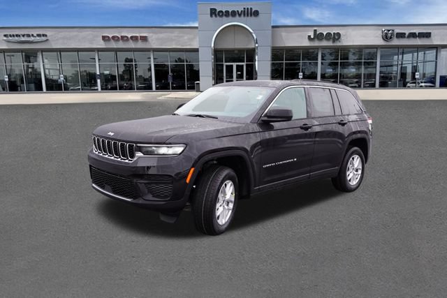 New 2025 Jeep Grand Cherokee Laredo X w/ Luxury Tech Group I AWD/4WD image 7