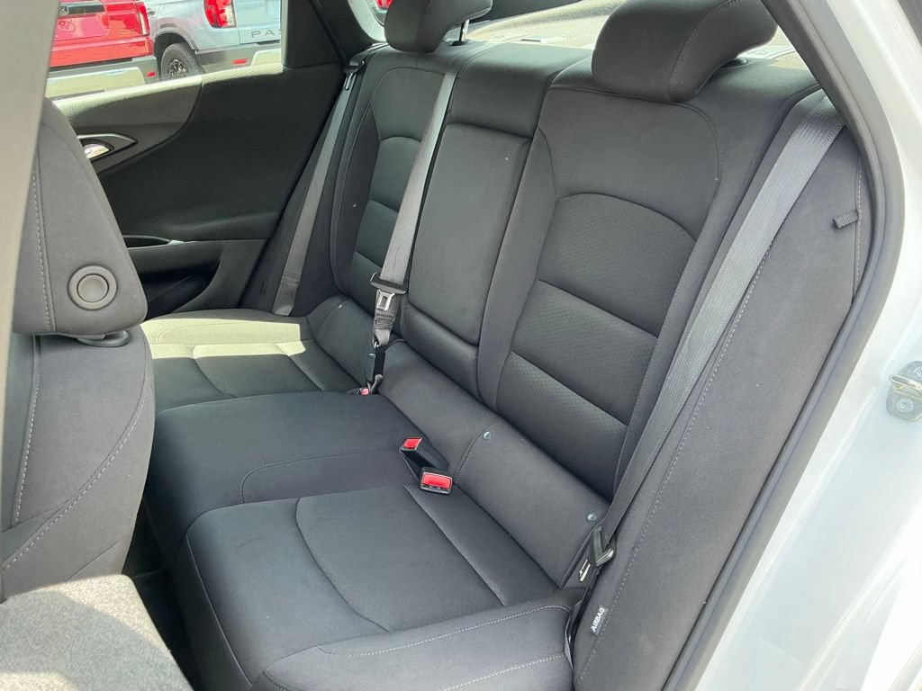 Used 2024 Chevrolet Malibu LT FWD image 25