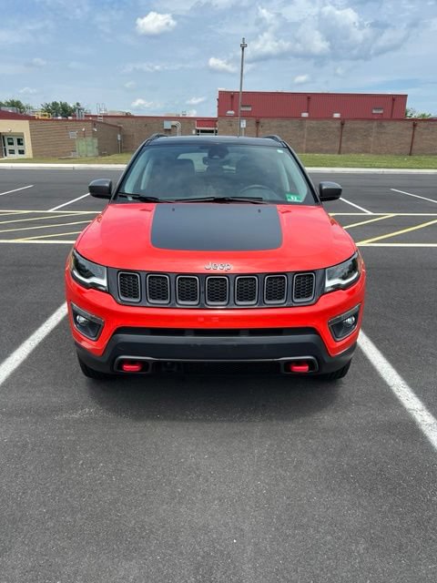 Used 2017 Jeep Compass Trailhawk AWD/4WD image 4