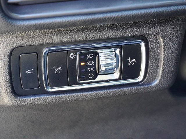 Used 2024 Lincoln Corsair Reserve w/ Equipment Group 201A FWD image 32