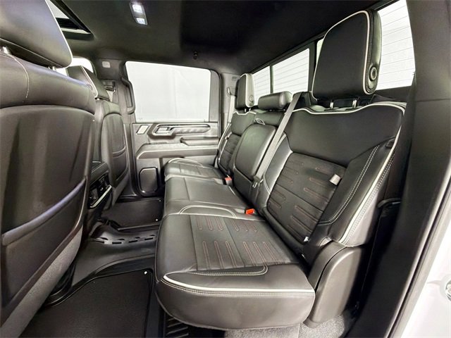 Used 2024 GMC Sierra 2500 AT4X image 23