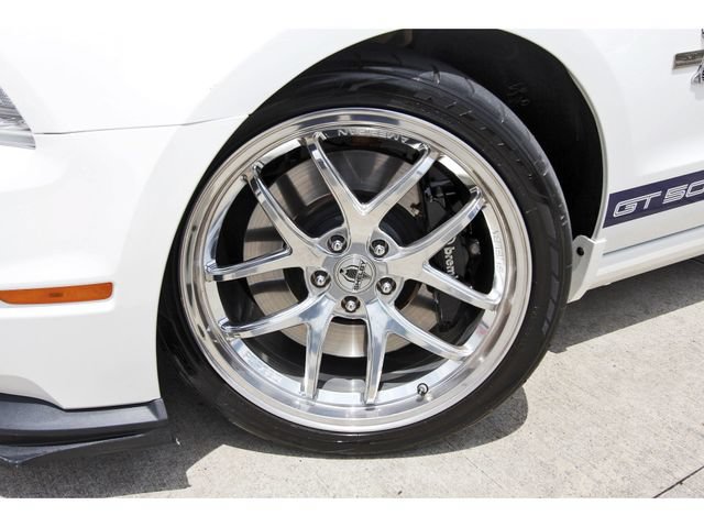 Used 2013 Ford Mustang Shelby GT500 RWD image 25