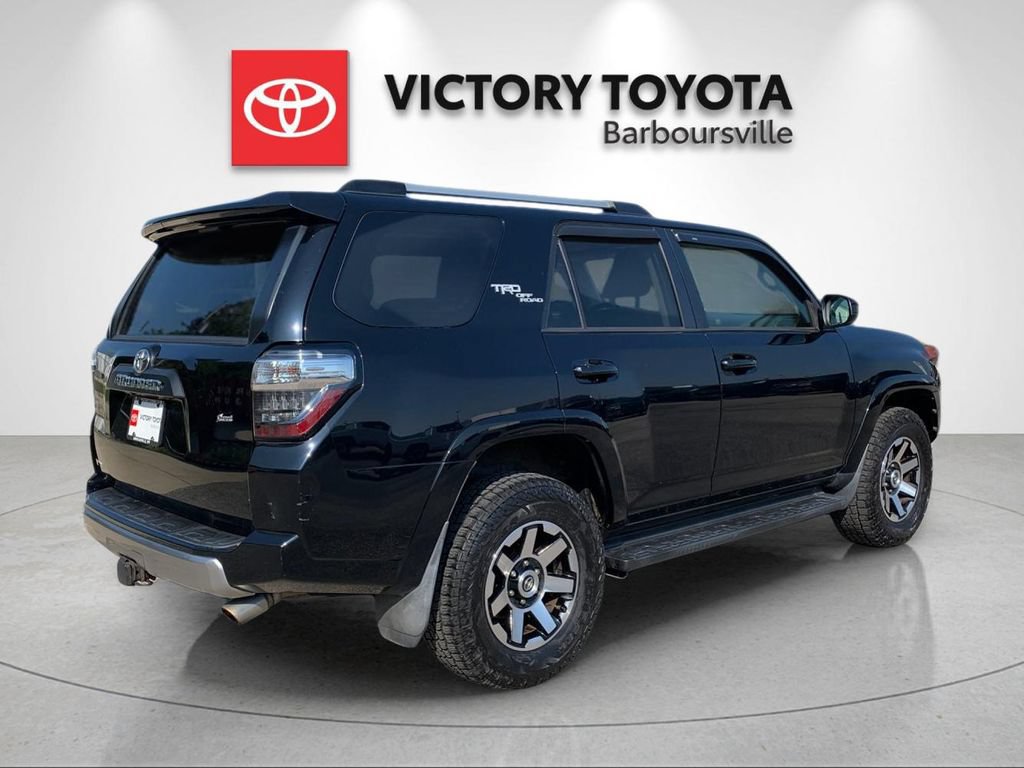 Used 2018 Toyota 4Runner TRD Off-Road AWD/4WD image 7