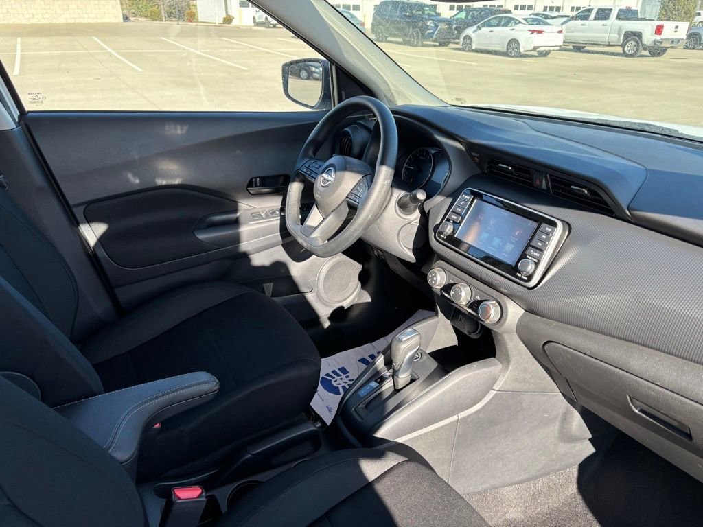 Used 2025 Nissan Kicks Play S image 13