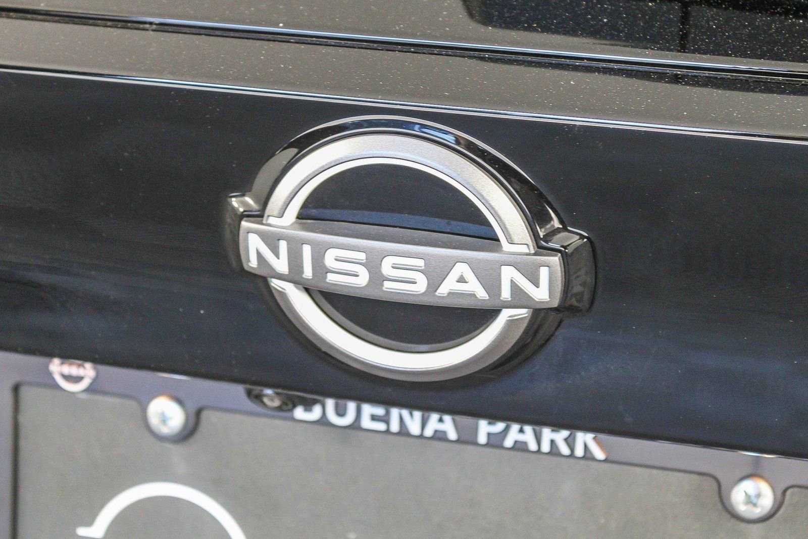 Certified 2025 Nissan Kicks SV image 10