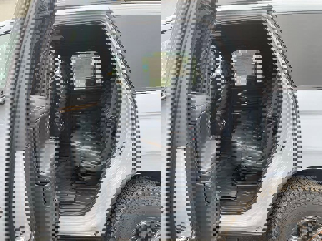 New 2026 Ford Expedition Tremor image 17