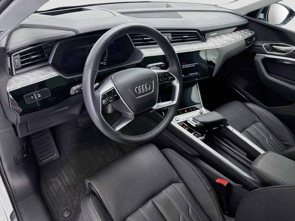 Certified 2024 Audi Q8 e-tron Prestige AWD/4WD image 9