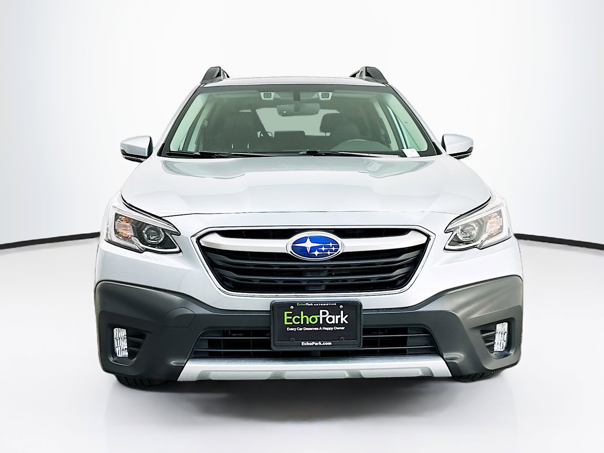 Used 2022 Subaru Outback Limited XT image 2