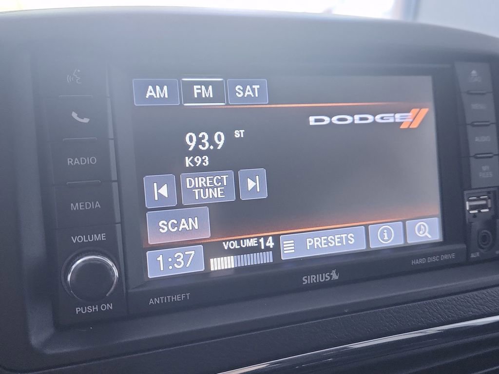 Used 2018 Dodge Grand Caravan SE FWD image 15