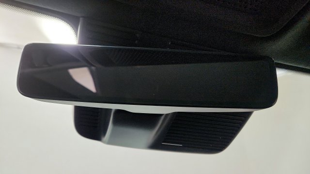 Used 2026 Rivian R1T Premium Tri AWD/4WD image 69