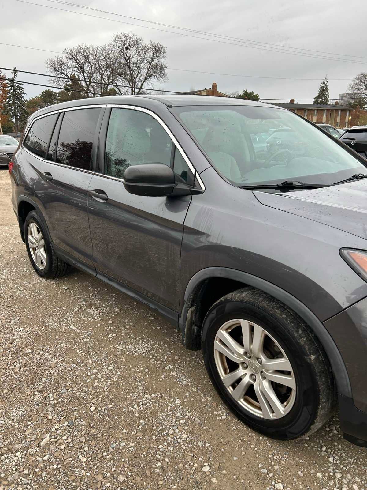 Used 2016 Honda Pilot LX image 4