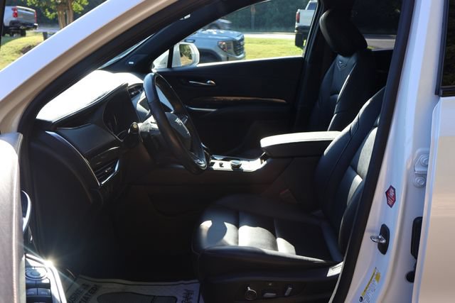 Used 2020 Cadillac XT4 Sport w/ Driver Assist Package FWD image 18