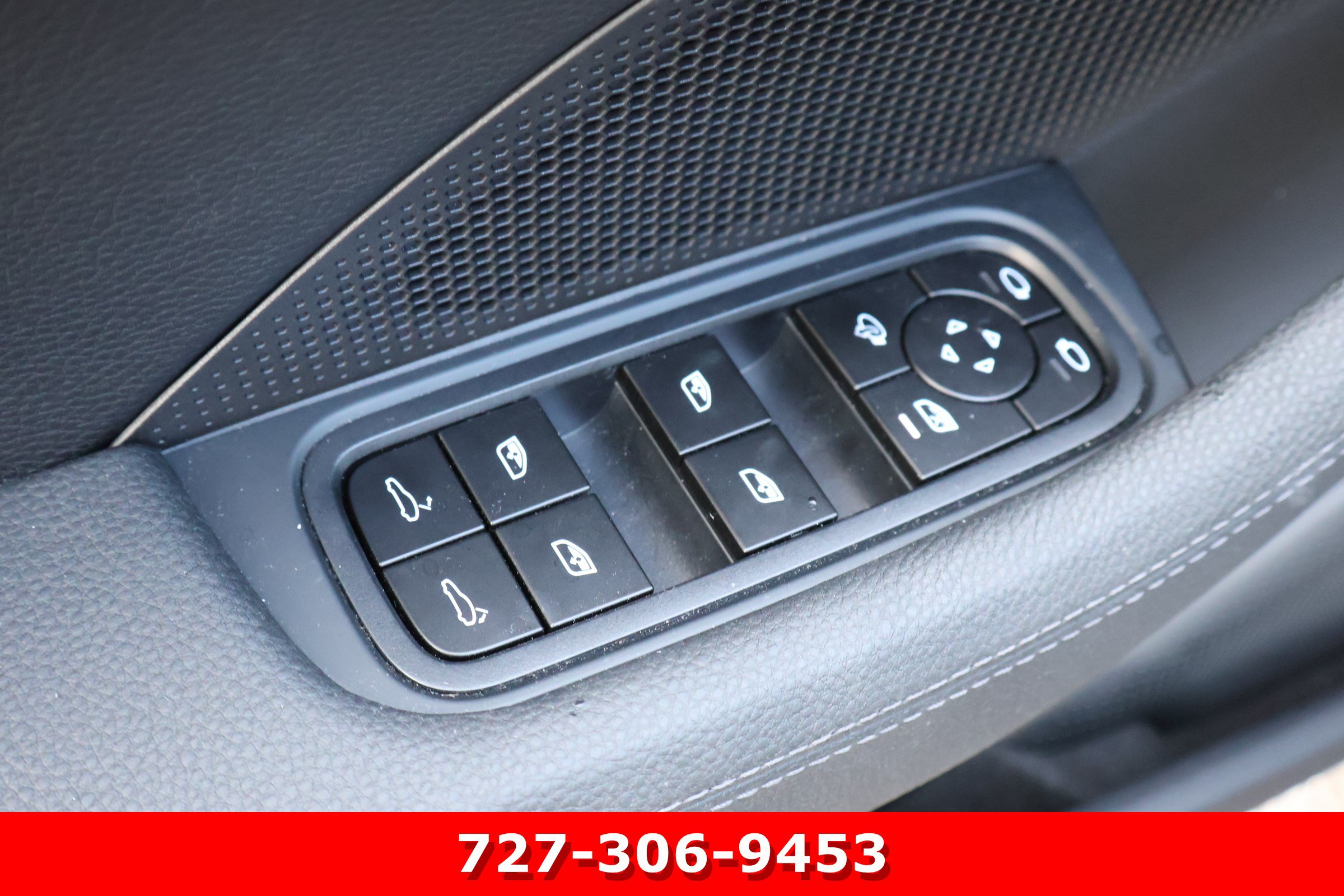 Used 2026 Porsche Panamera 4 AWD/4WD image 13