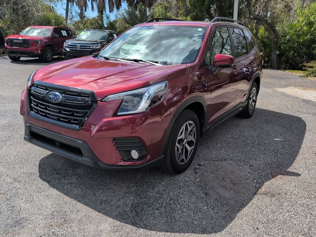 Used 2023 Subaru Forester Premium image 6