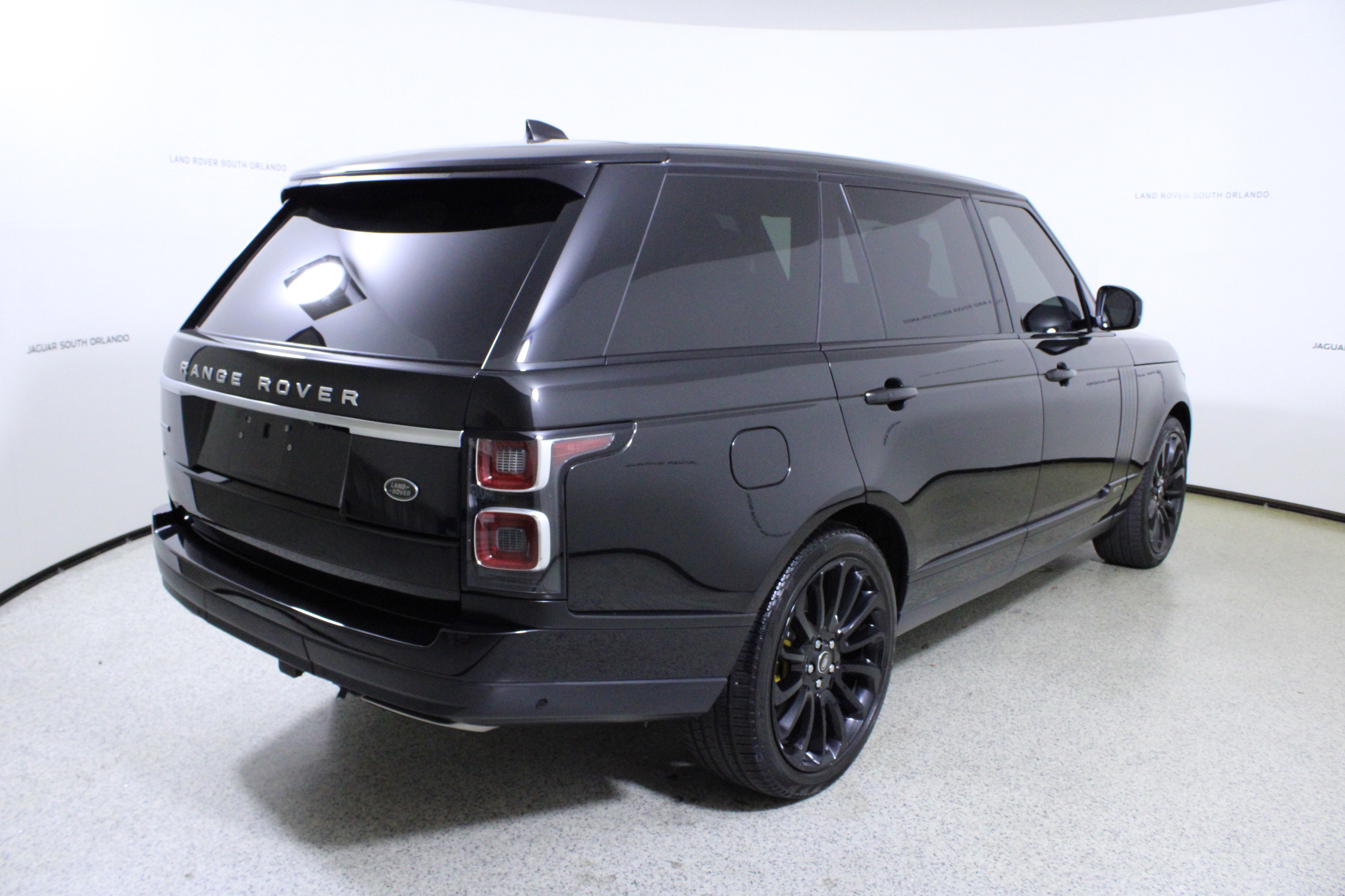 Used 2019 Land Rover Range Rover Long Wheelbase Supercharged AWD/4WD image 7