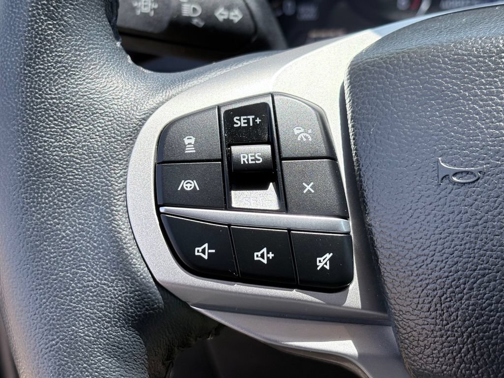 Used 2023 Ford Explorer XLT w/ Equipment Group 202A AWD/4WD image 15