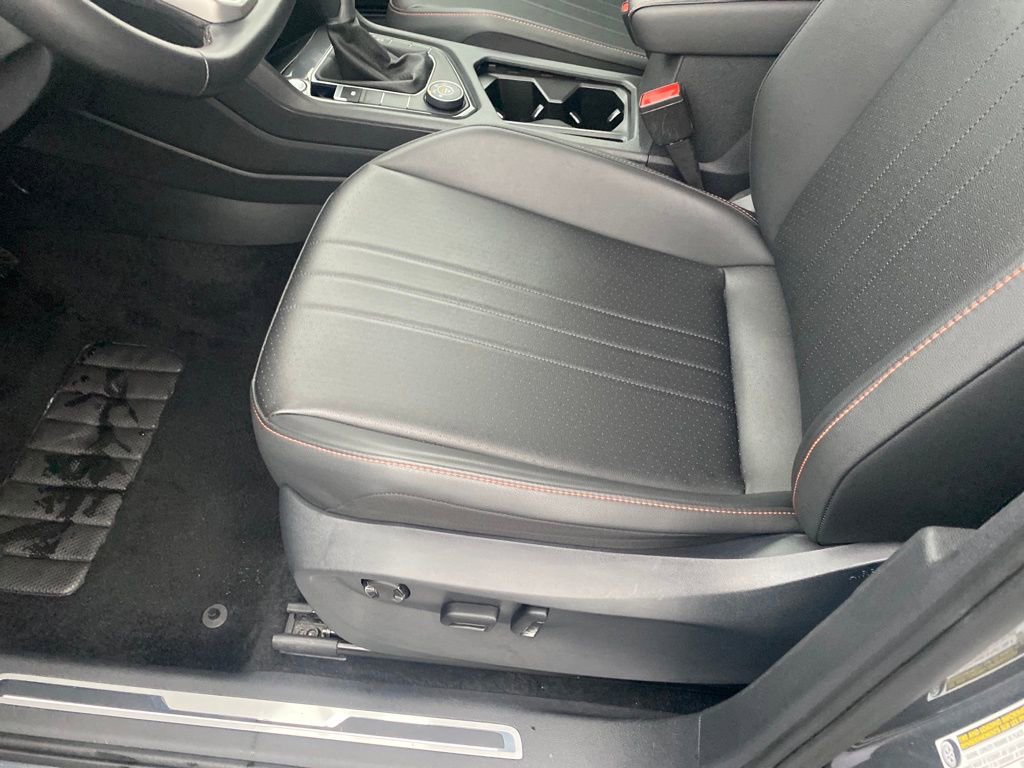 Used 2024 Volkswagen Tiguan Wolfsburg Edition image 4
