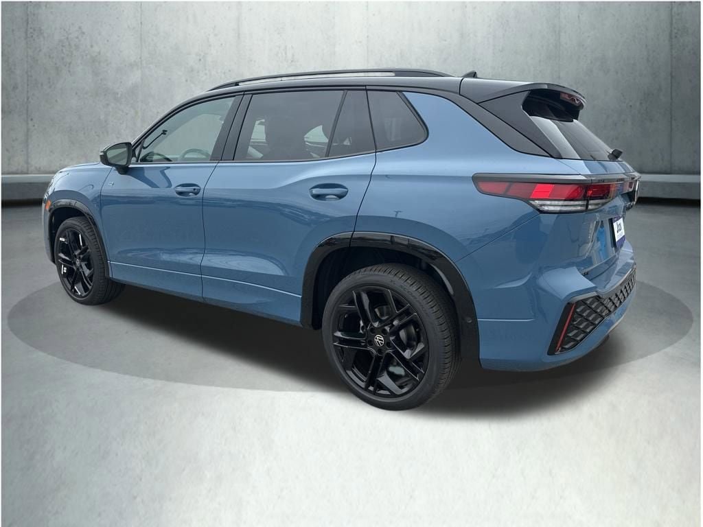 New 2026 Volkswagen Tiguan SE R-Line AWD/4WD image 3