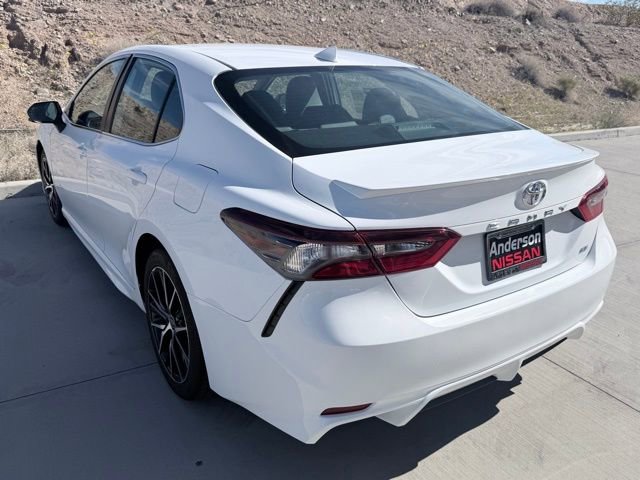 Used 2023 Toyota Camry SE image 6