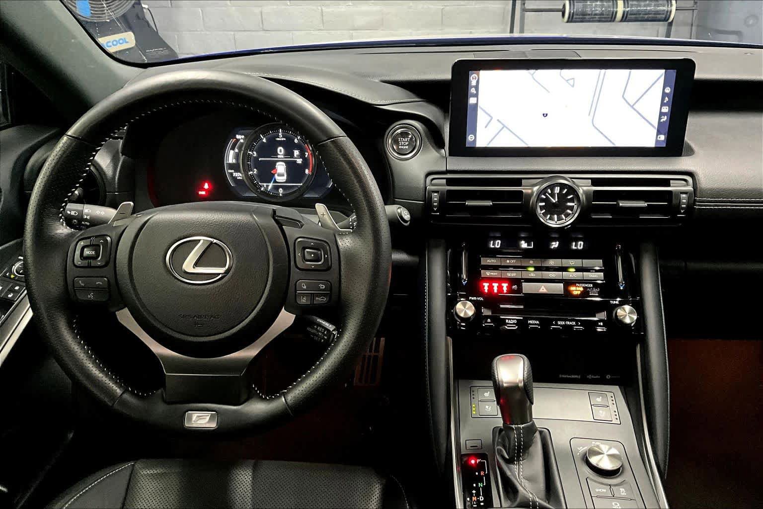Used 2025 Lexus IS 350 F Sport w/ Navigation Package image 15