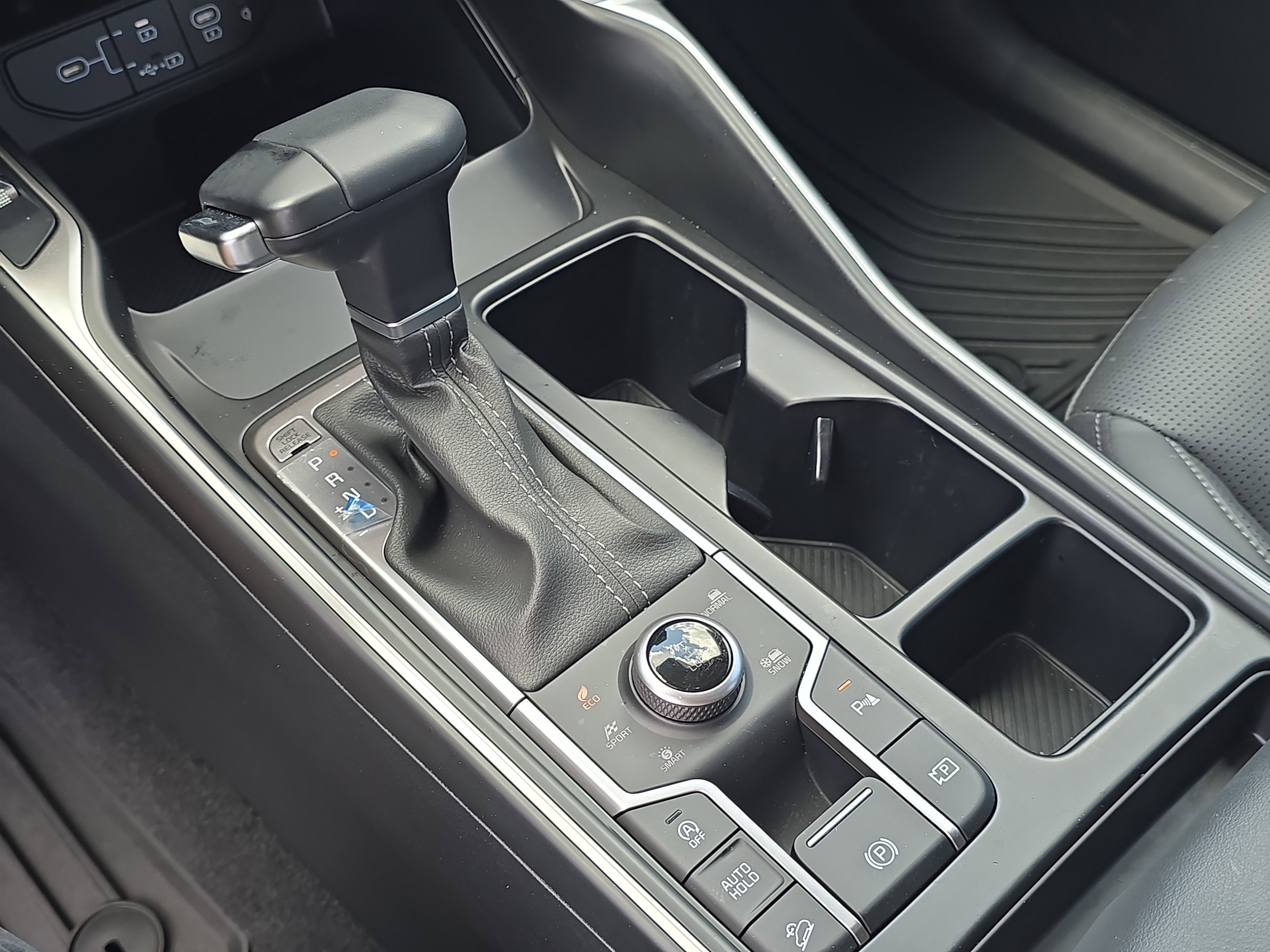 Certified 2025 Kia Sorento X-Line EX image 28