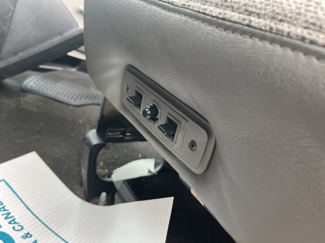 Used 2023 Chevrolet Express 3500 LT w/ LT Preferred Equipment Group image 15