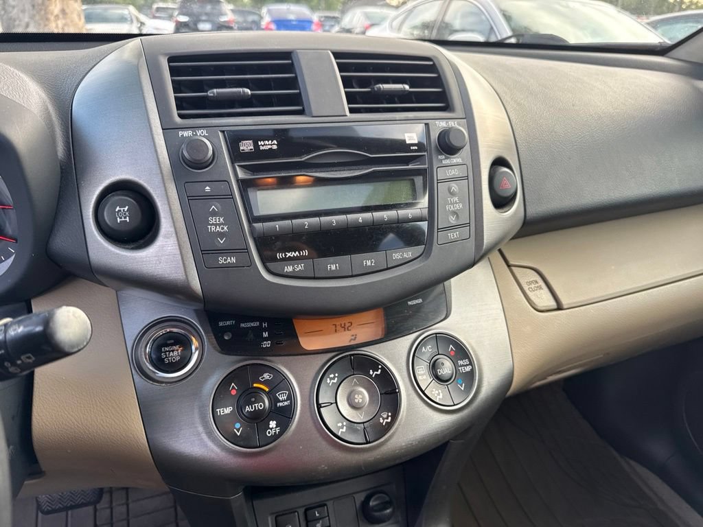 Used 2009 Toyota RAV4 Limited AWD/4WD image 8