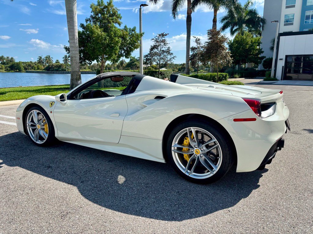 Used 2018 Ferrari 488 Spider RWD image 11