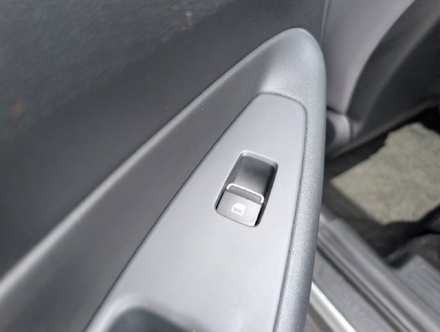 Certified 2023 Hyundai Santa Fe SEL AWD/4WD image 7