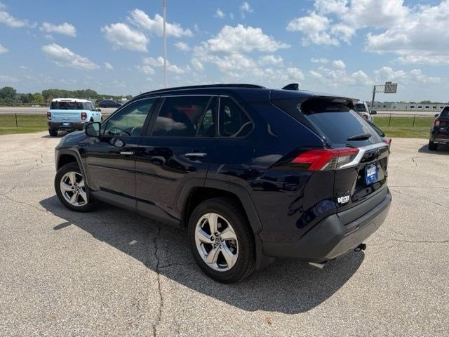 Used 2021 Toyota RAV4 Limited AWD/4WD image 7