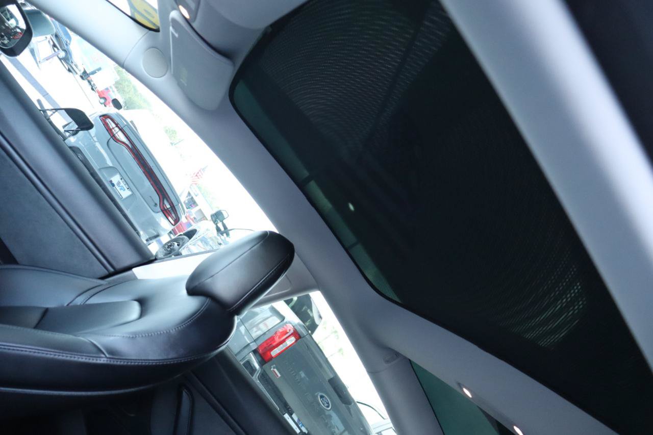 Used 2018 Tesla Model 3 Long Range RWD image 18