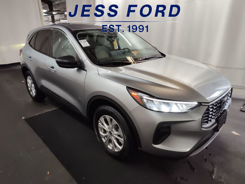 Used 2024 Ford Escape Active w/ Tech Pack #1 image 4