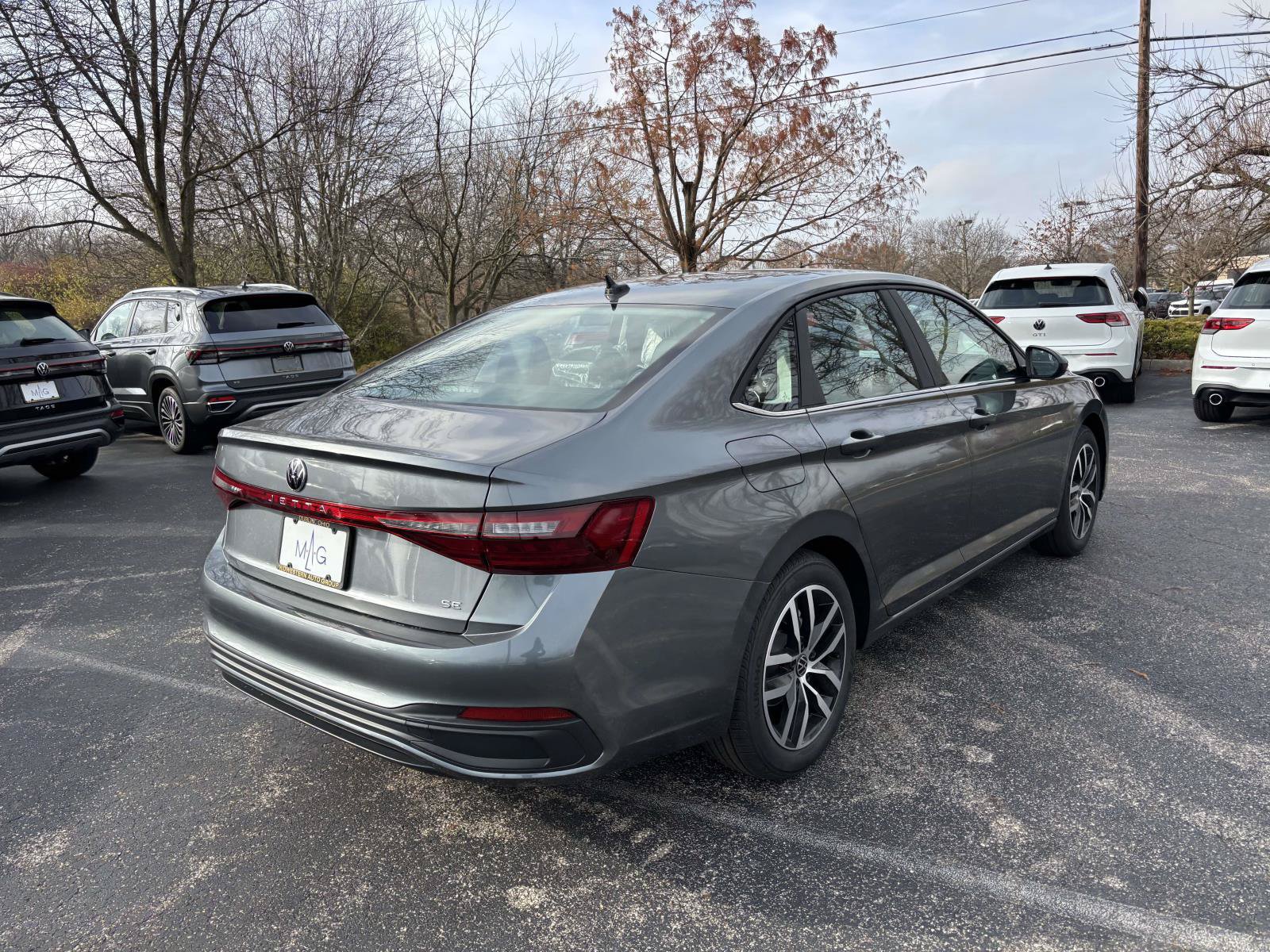 New 2026 Volkswagen Jetta SE FWD image 7