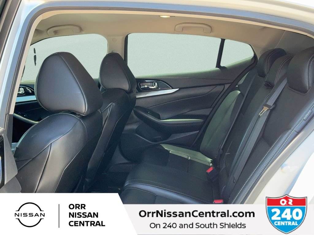 Used 2021 Nissan Maxima 3.5 SV w/ Floor Mat Group FWD image 13