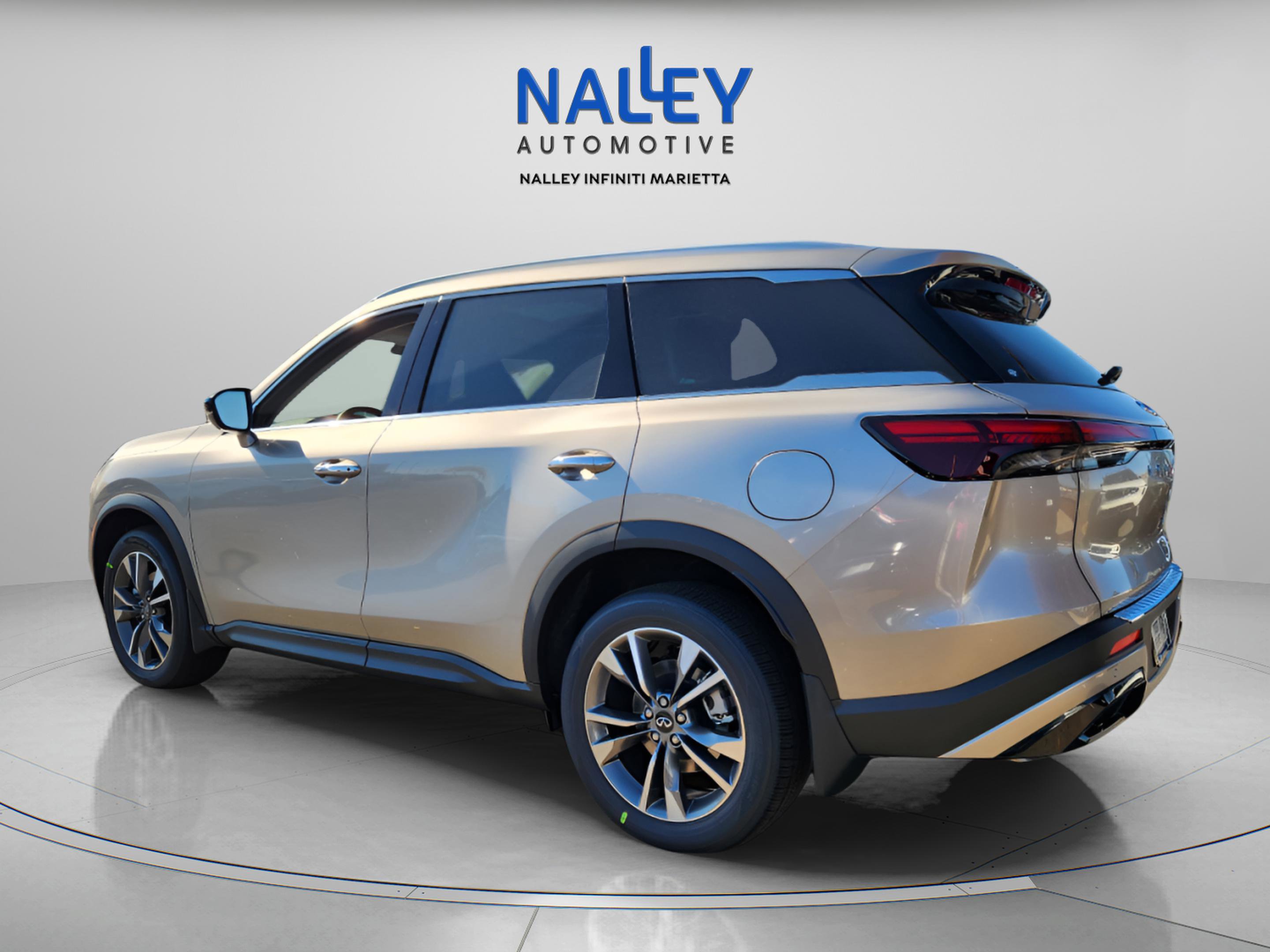 Certified 2025 INFINITI QX60 Luxe w/ Cargo Package image 3