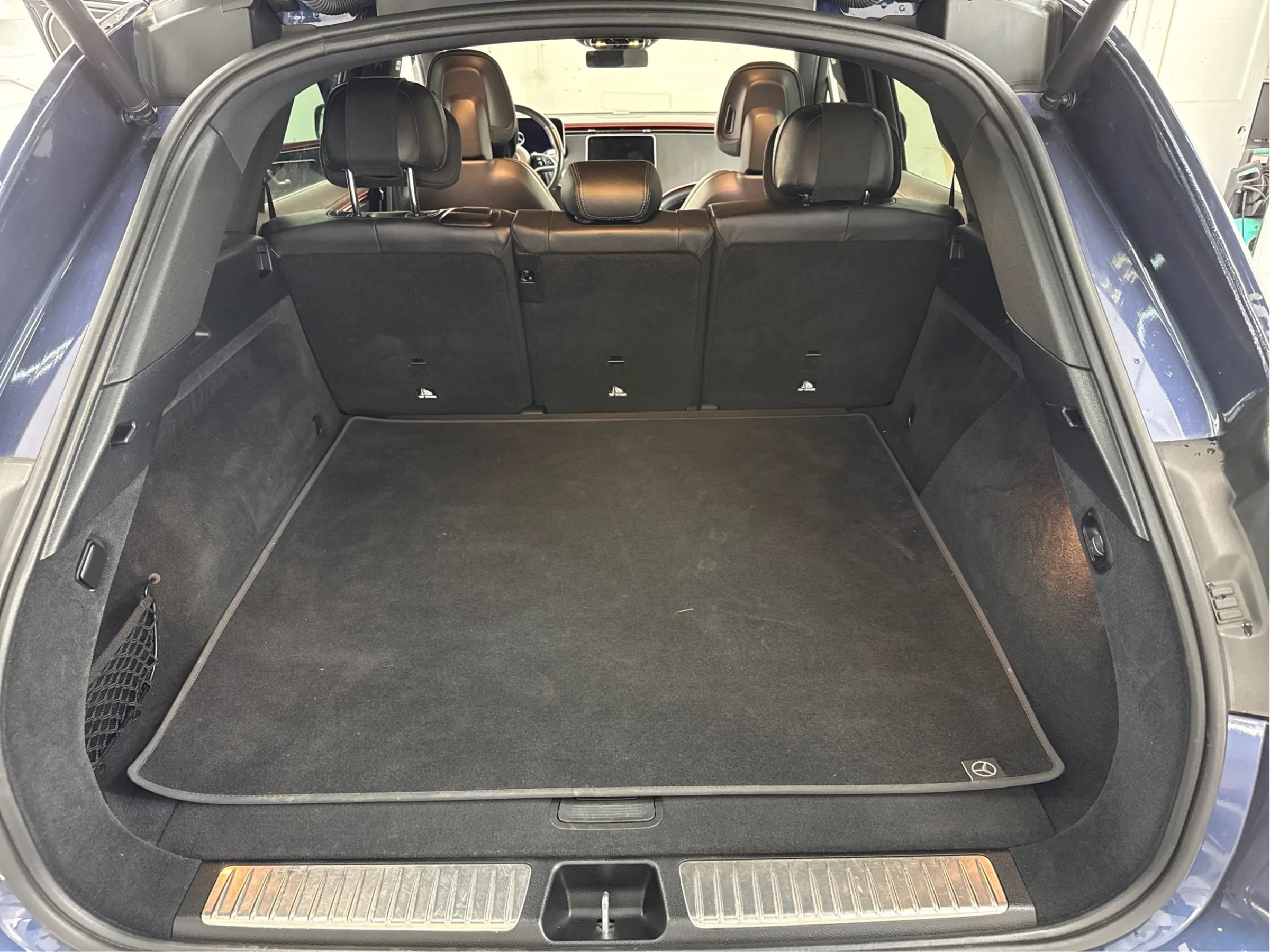 Used 2023 Mercedes-Benz EQS 450+ 4MATIC SUV w/ Acoustic Comfort Package image 16