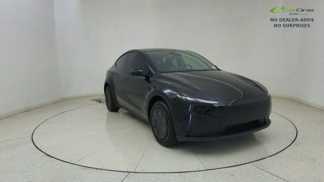 Used 2026 Tesla Model Y 2WD image 56