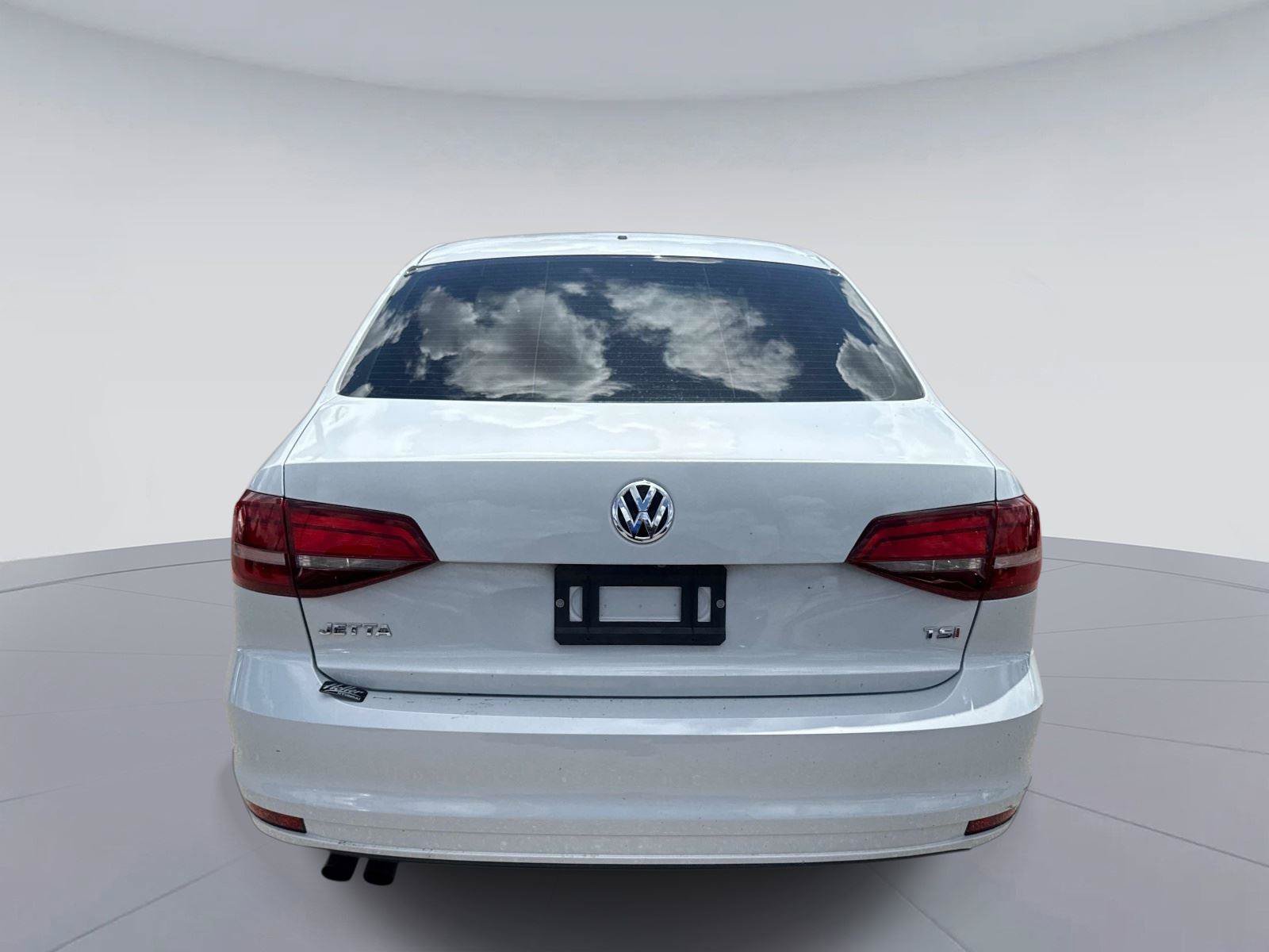 Used 2017 Volkswagen Jetta S FWD image 4
