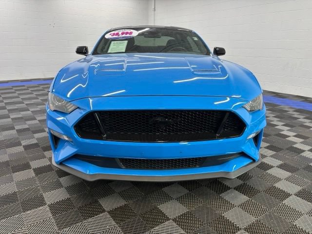 Used 2022 Ford Mustang GT w/ Equipment Group 301A RWD image 13